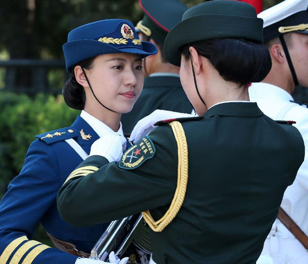 儀仗隊(duì)女兵
