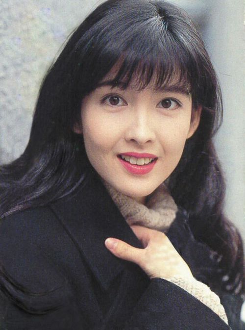 周慧敏個(gè)人資料圖片大全，揭開女神的神秘面紗，周慧敏個(gè)人資料與圖片集錦，揭開女神面紗的獨(dú)家揭秘