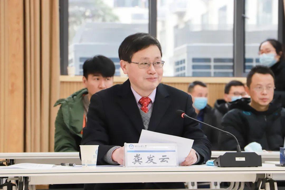 澳門正版免費(fèi)精準(zhǔn)大全，探索未來的彩票奧秘（2025年最新版），澳門正版免費(fèi)精準(zhǔn)大全，揭秘彩票奧秘，預(yù)測未來幸運(yùn)數(shù)字（最新版）