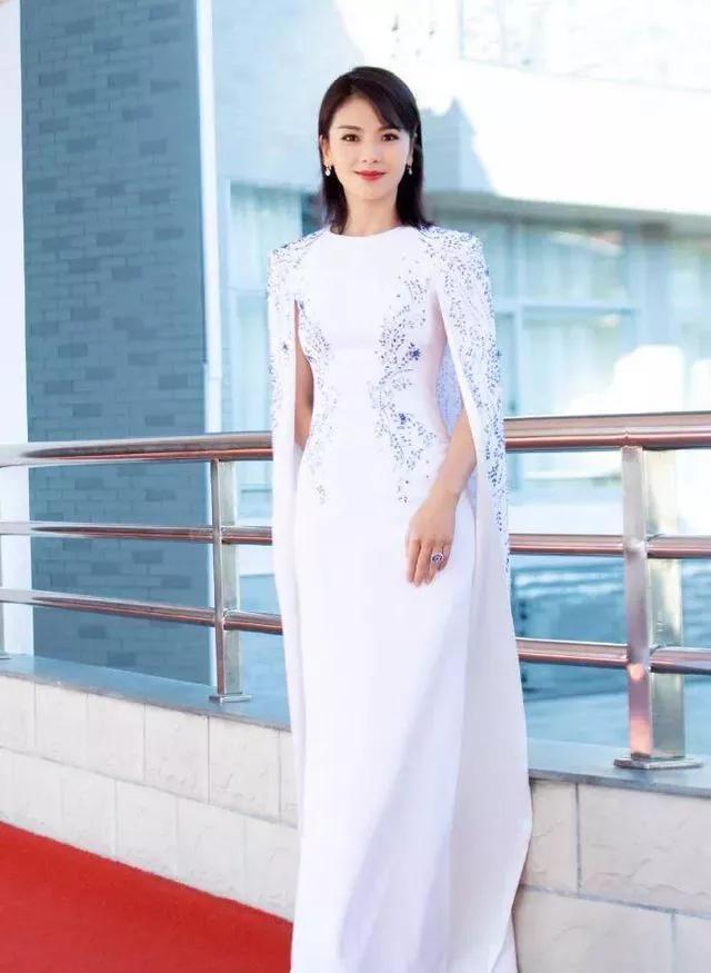 明星劉濤的個人資料，揭秘熒幕女神的非凡人生，熒幕女神劉濤，揭秘非凡人生的個人資料與傳奇經歷