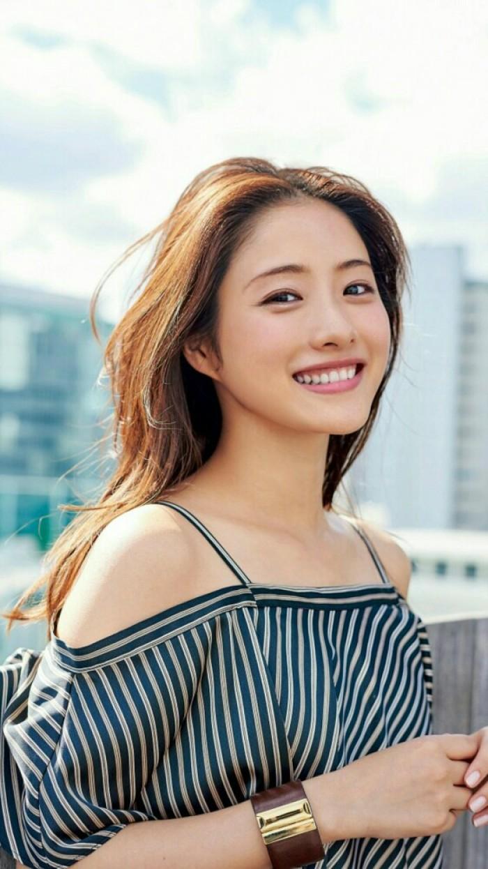 日本最漂亮的十位明星，璀璨星光閃耀東亞，日本十大璀璨明星，閃耀東亞的星光之美