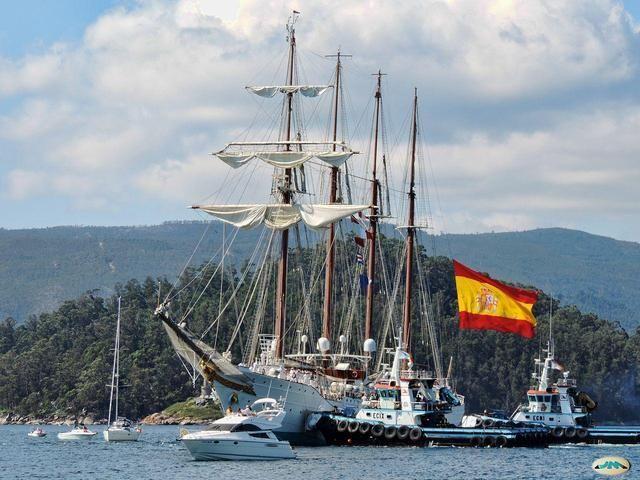 戰(zhàn)列艦真的弱于航母嗎，一個深入的分析與對比，戰(zhàn)列艦與航母，深入分析與對比，究竟孰強(qiáng)孰弱？