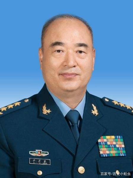 空軍現(xiàn)任司令員——領(lǐng)航新時(shí)代空軍建設(shè)的重要力量，空軍現(xiàn)任司令員，領(lǐng)航新時(shí)代空軍建設(shè)的關(guān)鍵力量