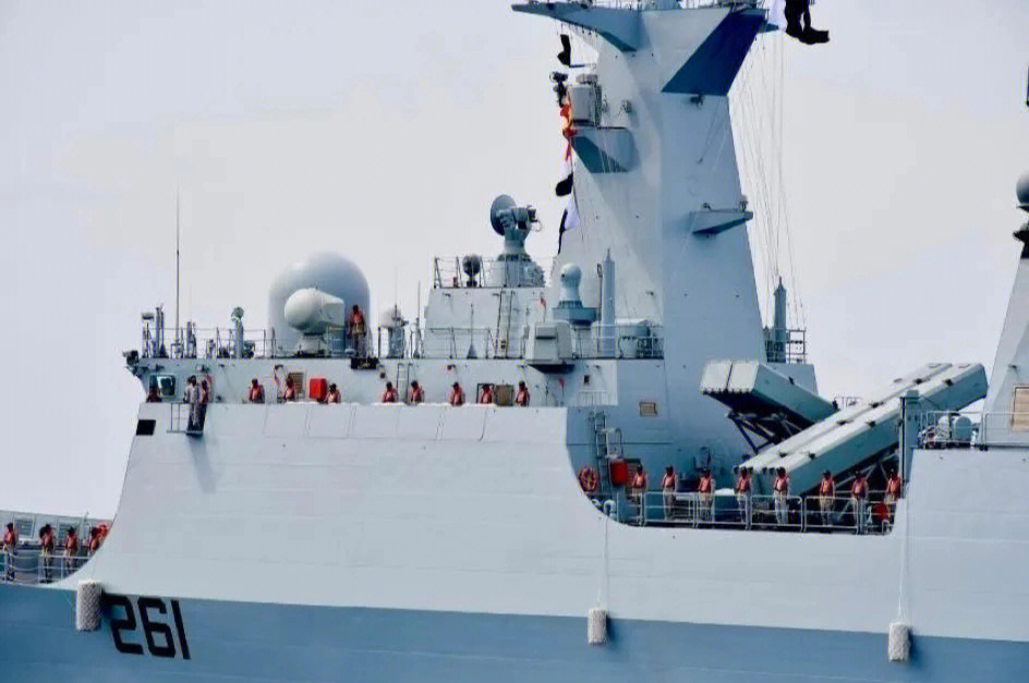 揭秘中國海軍的杰出護(hù)衛(wèi)艦——054AP型護(hù)衛(wèi)艦，揭秘中國海軍的明星戰(zhàn)艦，054AP型護(hù)衛(wèi)艦的輝煌歷程