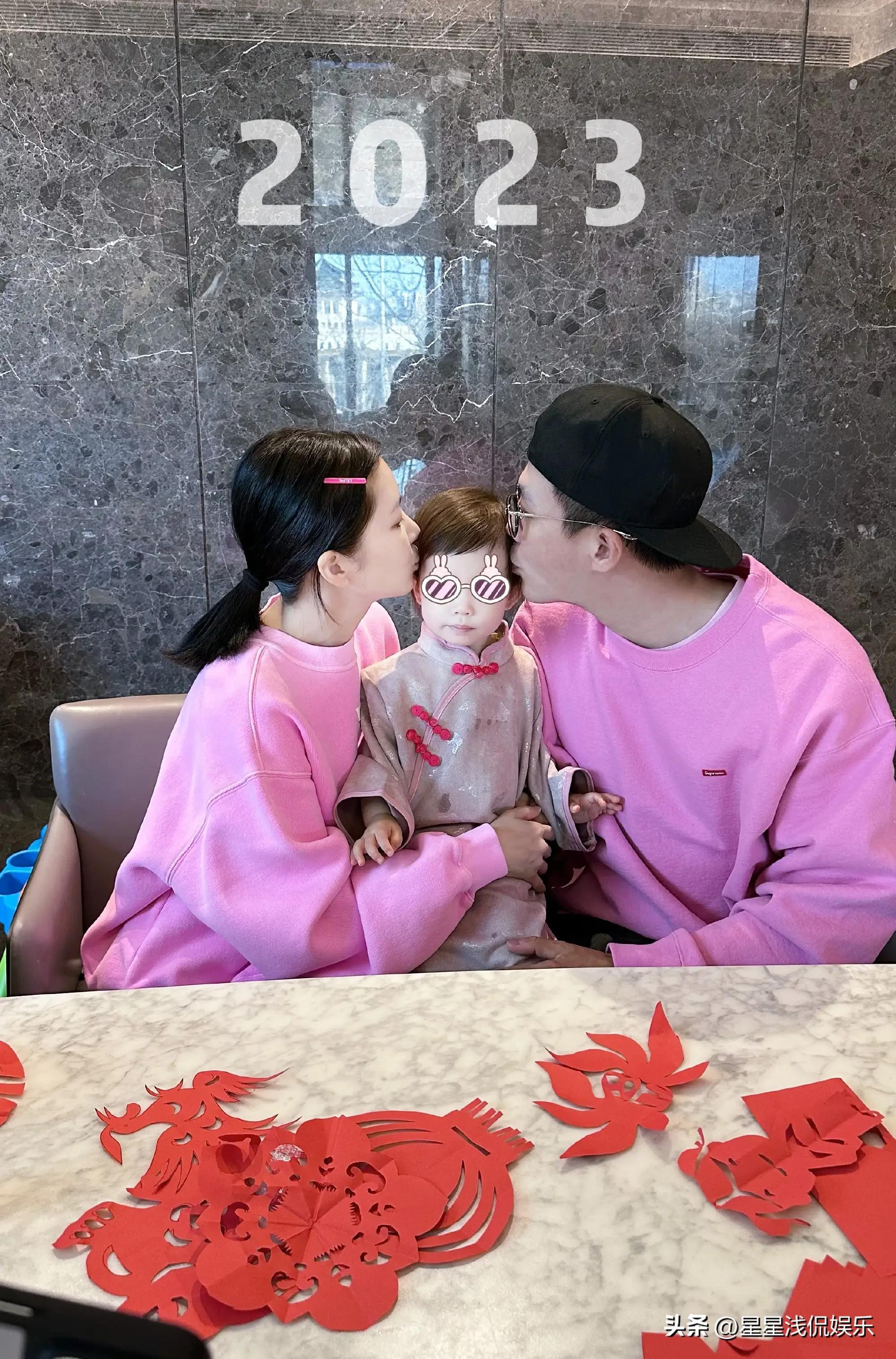 杜淳全家福照片，家庭溫馨與幸福的見證，杜淳全家福，溫馨家庭的幸福見證