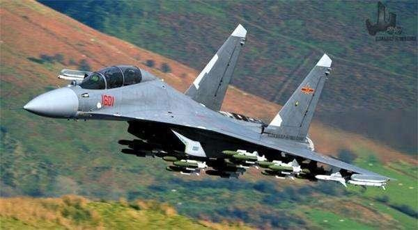 中國殲擊機(jī)