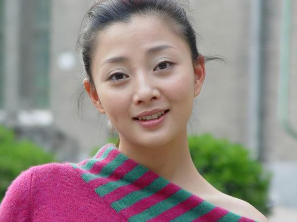中國(guó)女演員前100名照片，探索璀璨影視之星的魅力世界，中國(guó)璀璨影視女星魅力世界，前百?gòu)?qiáng)女演員照片揭曉