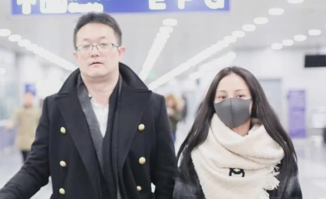 張凱麗個(gè)人資料簡介及老公，深度探索他們的世界，張凱麗及其丈夫的生平簡介，深度探究二人世界