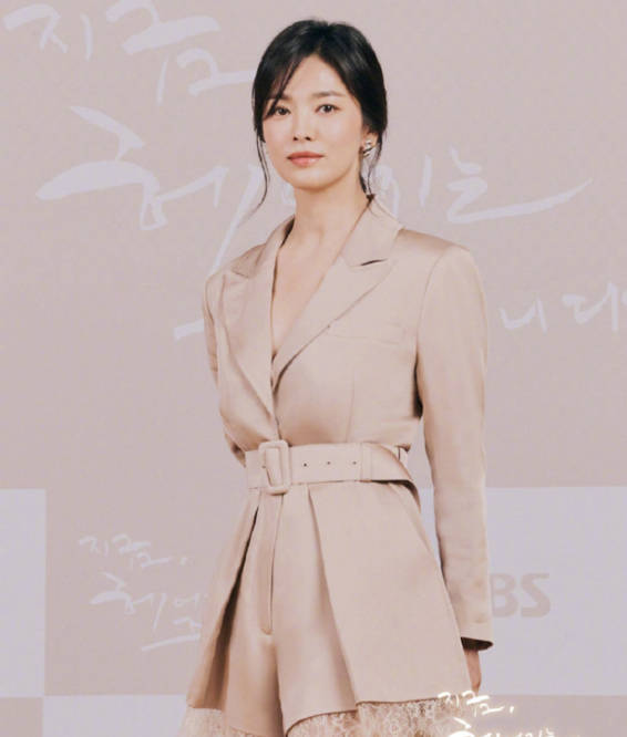 宋慧喬個(gè)人資料身高，全面解讀女神的魅力與風(fēng)采，宋慧喬個(gè)人資料揭秘，女神魅力與風(fēng)采全解讀