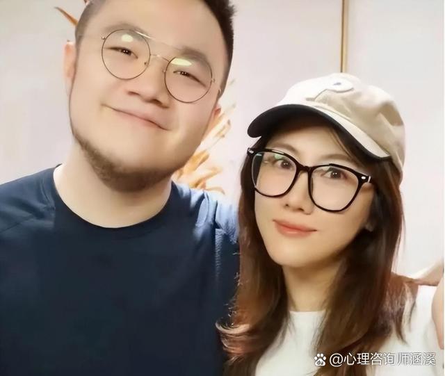巴圖老婆王博谷個(gè)人資料詳解，巴圖老婆王博谷個(gè)人資料大揭秘
