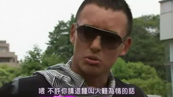 關(guān)于女子被輪流打屁股的探討，女子被輪流打屁股現(xiàn)象深度探討