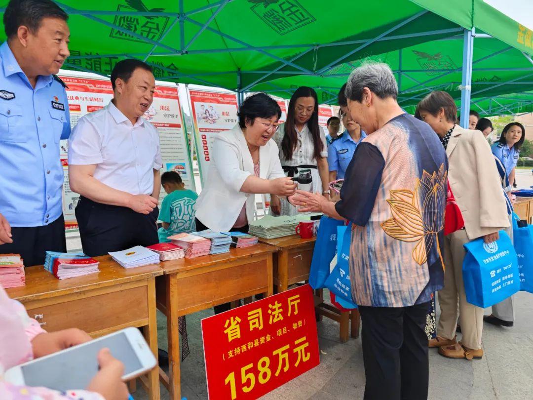 王晶個人資料簡介，王晶個人資料簡介，揭秘其生平與成就