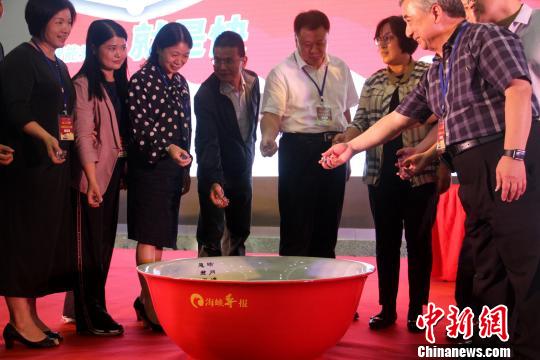 王中王鐵箕盤四不橡一肖——揭秘背后的奧秘，揭秘王中王鐵箕盤四不橡一肖背后的秘密