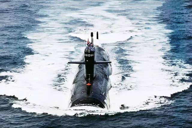 揭秘中國海軍的精英——093型核潛艇，揭秘中國海軍精英，093型核潛艇探秘之旅