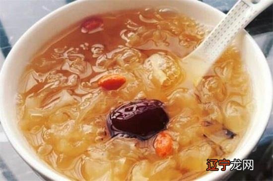 銀耳紅棗湯的五大禁忌，了解并避免營養(yǎng)湯飲的誤區(qū)，銀耳紅棗湯飲用五大禁忌，避免營養(yǎng)湯飲誤區(qū)全解析
