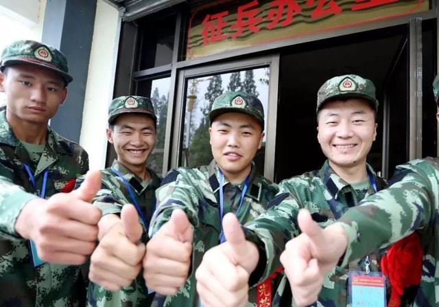 大學(xué)生當(dāng)兵的要求與意義，大學(xué)生當(dāng)兵的要求及其意義解析