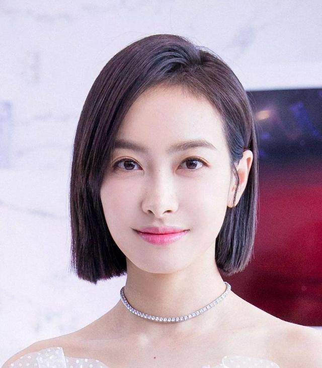 短發(fā)女明星的魅力與風采，短發(fā)女明星的魅力與風采展現(xiàn)，時尚風采與個性魅力并存