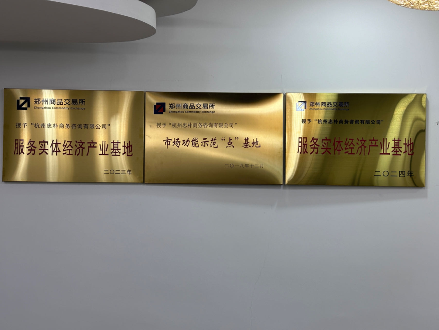 揭秘香港一肖中100%期期準(zhǔn)的真相與秘密，香港一肖中100%期期準(zhǔn)的真相揭秘與秘密探索