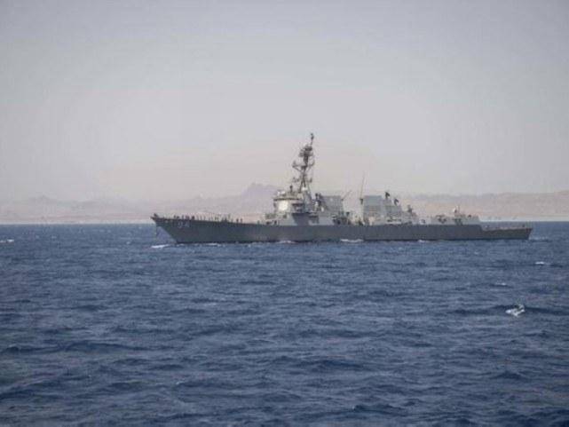 青島軍艦事件深度解析，究竟是怎么回事？，青島軍艦事件深度揭秘，真相究竟如何？
