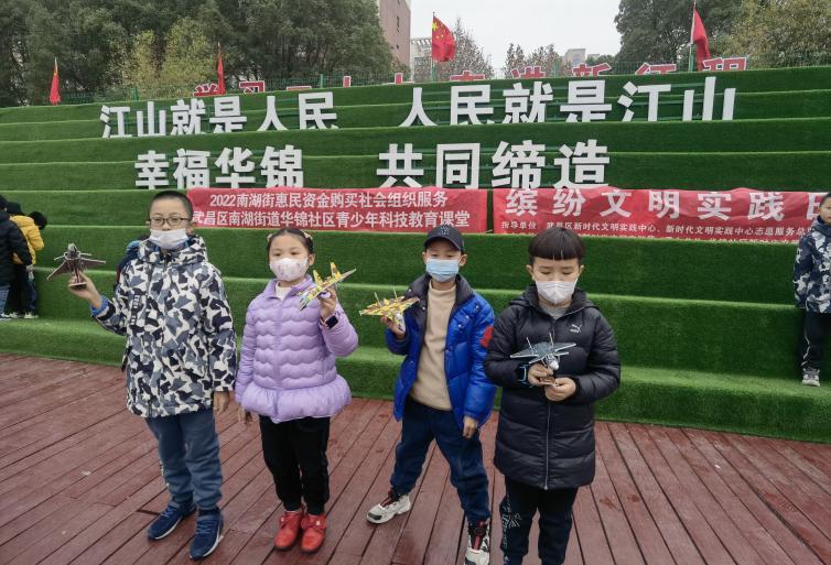 殲十戰(zhàn)斗機價格解析，多少錢一架？，殲十戰(zhàn)斗機價格深度解析，一架究竟多少錢？