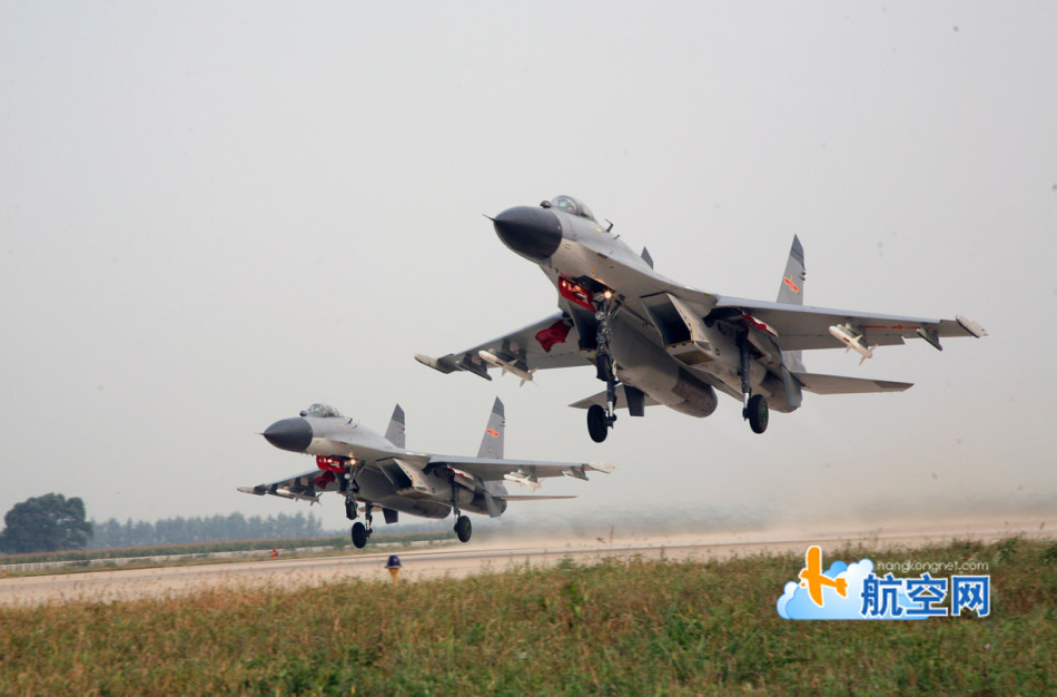 殲-11戰(zhàn)斗機，墜落數(shù)量深度解析，殲-11戰(zhàn)斗機墜落數(shù)量深度剖析