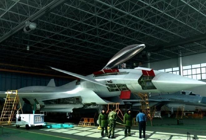 殲-14戰(zhàn)機(jī)復(fù)活，揭秘歷史傳奇的重生之路，殲-14戰(zhàn)機(jī)重生揭秘，傳奇戰(zhàn)斗機(jī)的復(fù)興之路