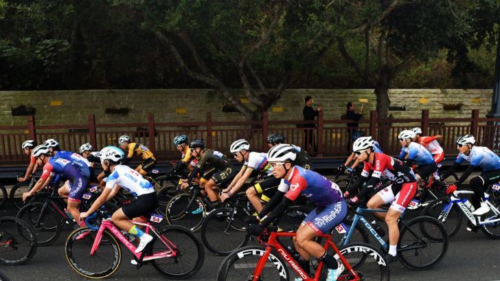 澳門彩票預(yù)測與探索，迎接2025年新澳門04期今晚資訊，澳門彩票資訊，預(yù)測與探索新澳門04期今晚開獎(jiǎng)動態(tài)